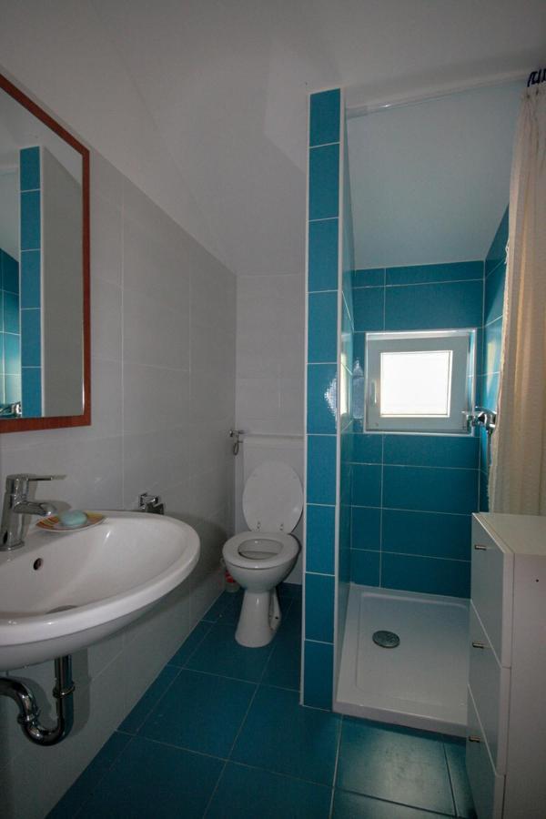 Larisa Apartamento Gdinj